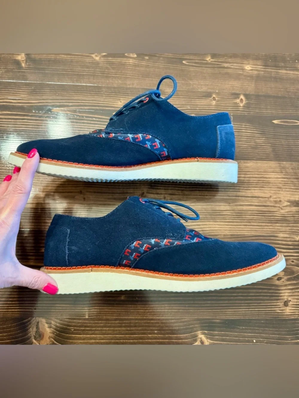 RARE Toms Navy Suede Get Out‎ & Vote Derby Shoes with Donkey Detail Size 9